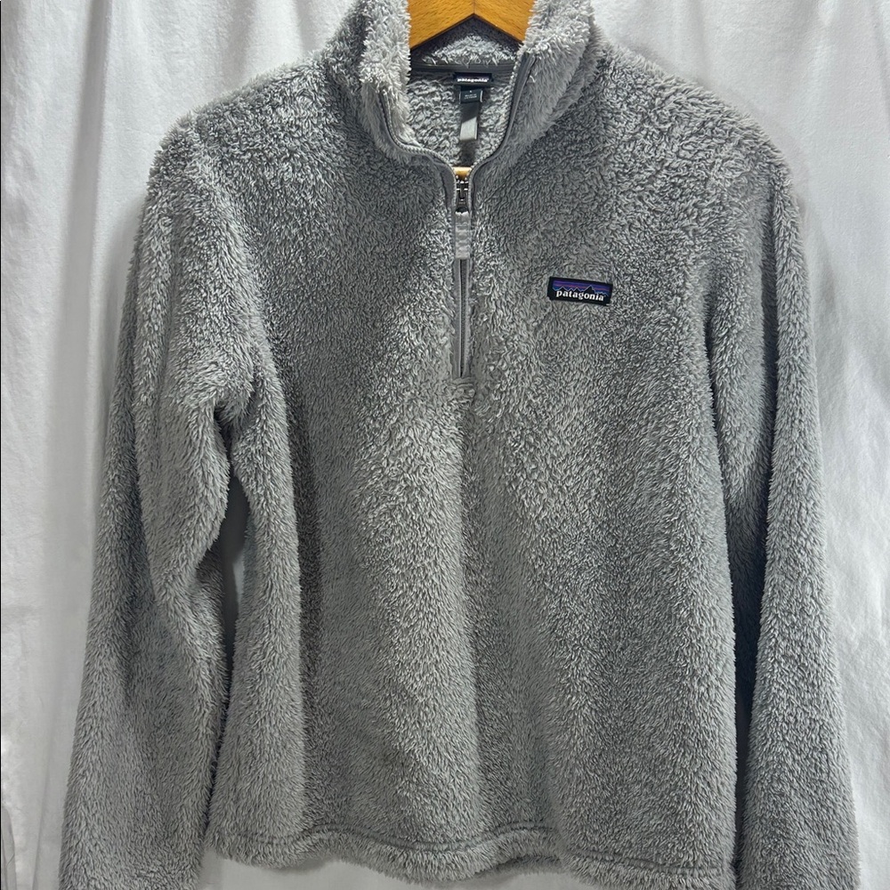 Patagonia Soft Gray Fuzzy Fleece 1/4 Zip Sweatshirt